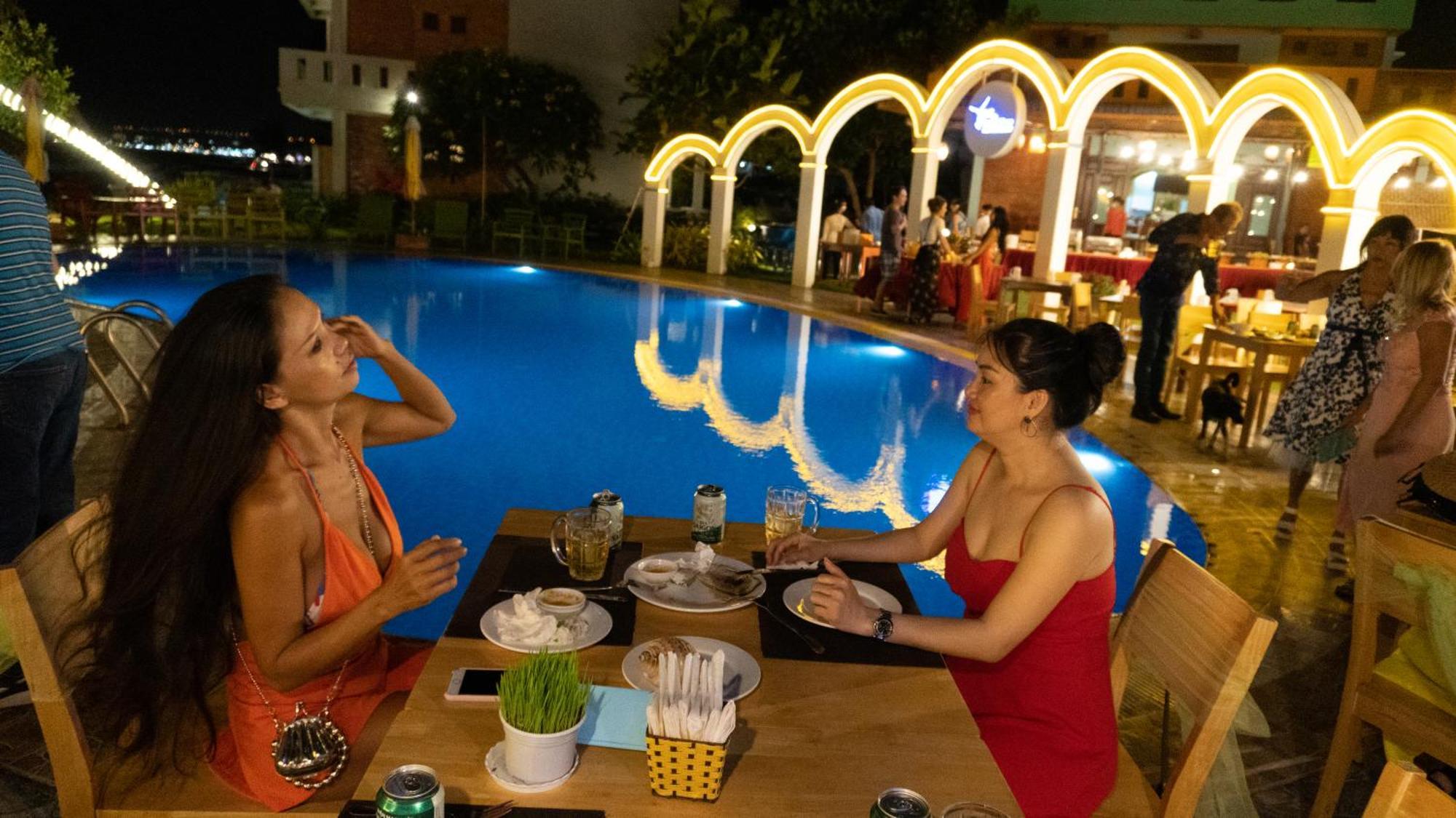 Ocean Place Resort Mui Ne Bagian luar foto