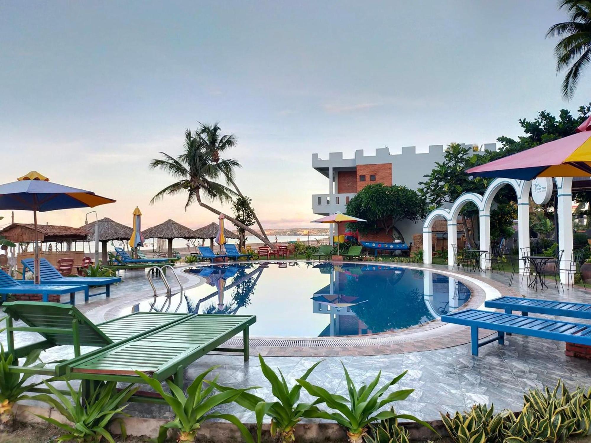 Ocean Place Resort Mui Ne Bagian luar foto