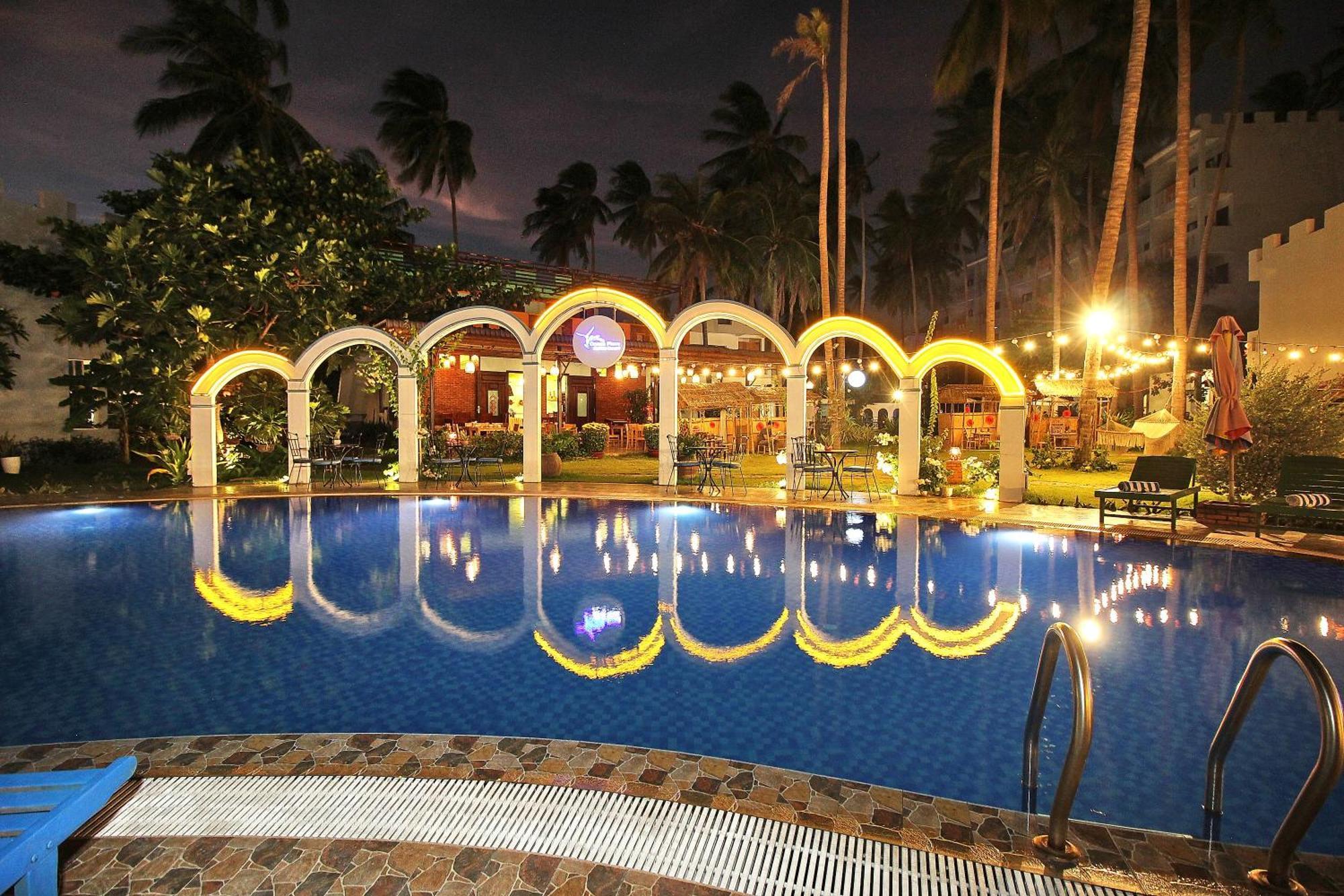 Ocean Place Resort Mui Ne Bagian luar foto