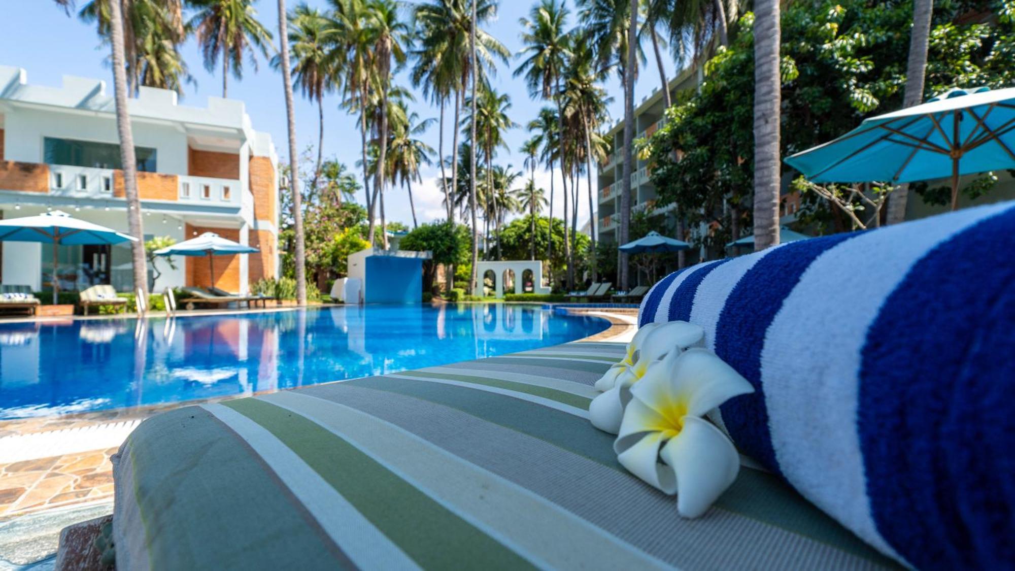 Ocean Place Resort Mui Ne Bagian luar foto